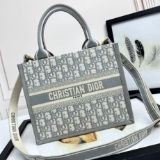 Christian Dior Shopping Bags